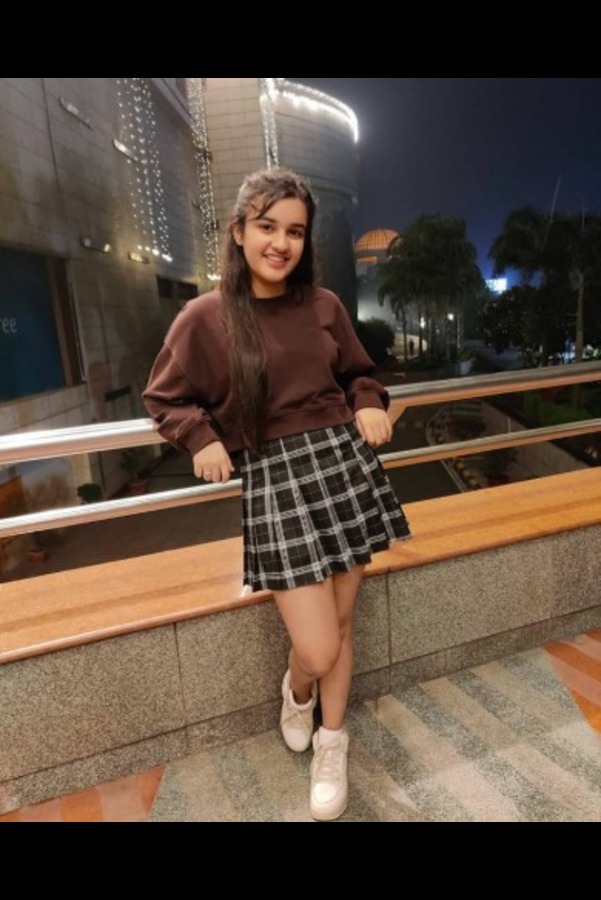 female call girl in Delhi Gate